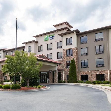 Holiday Inn Express & Suites Lexington North West-The Vineyard By Ihg Exterior foto