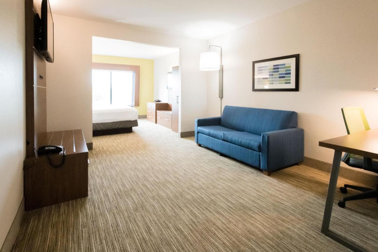 Holiday Inn Express & Suites Lexington North West-The Vineyard By Ihg Exterior foto