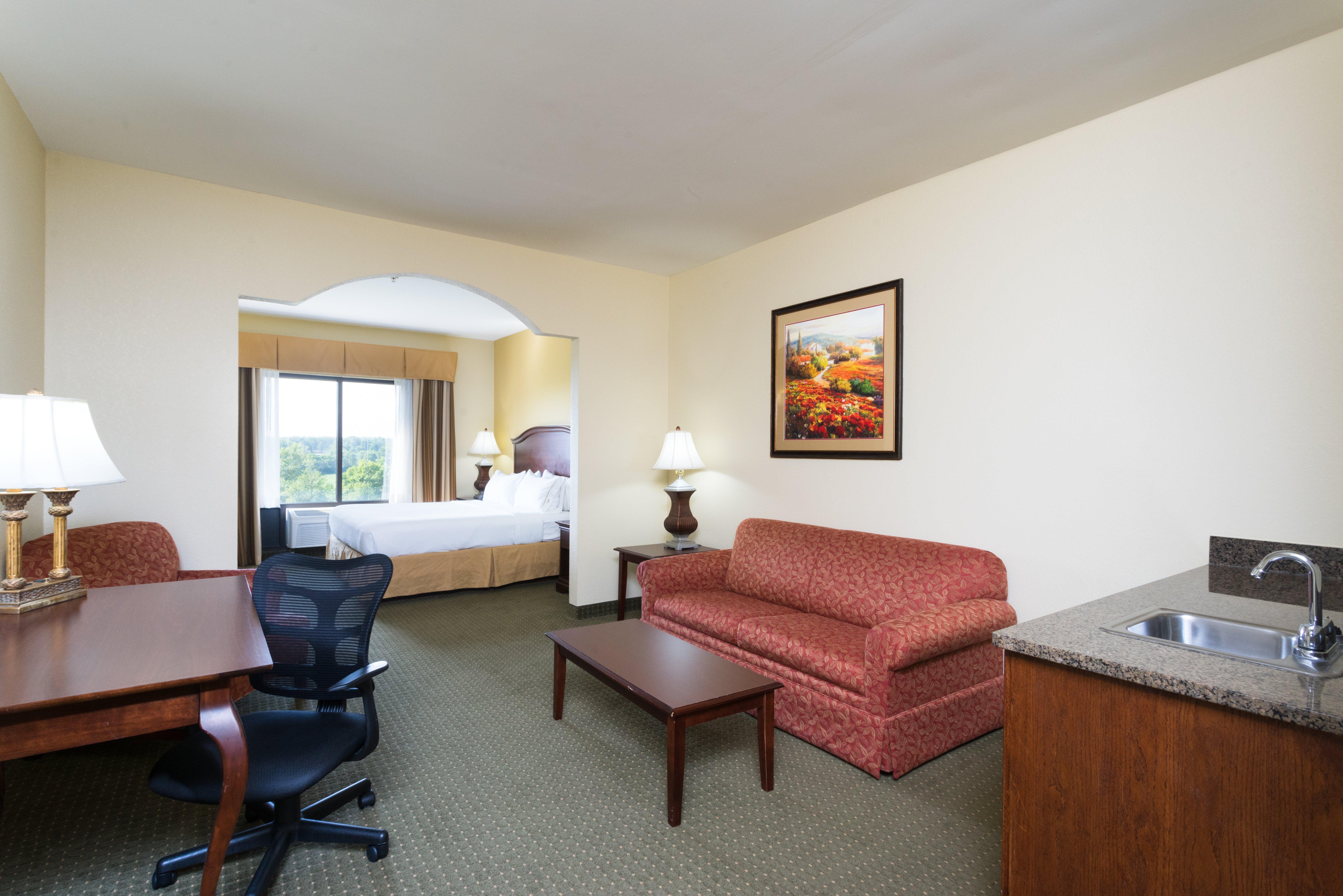 Holiday Inn Express & Suites Lexington North West-The Vineyard By Ihg Exterior foto