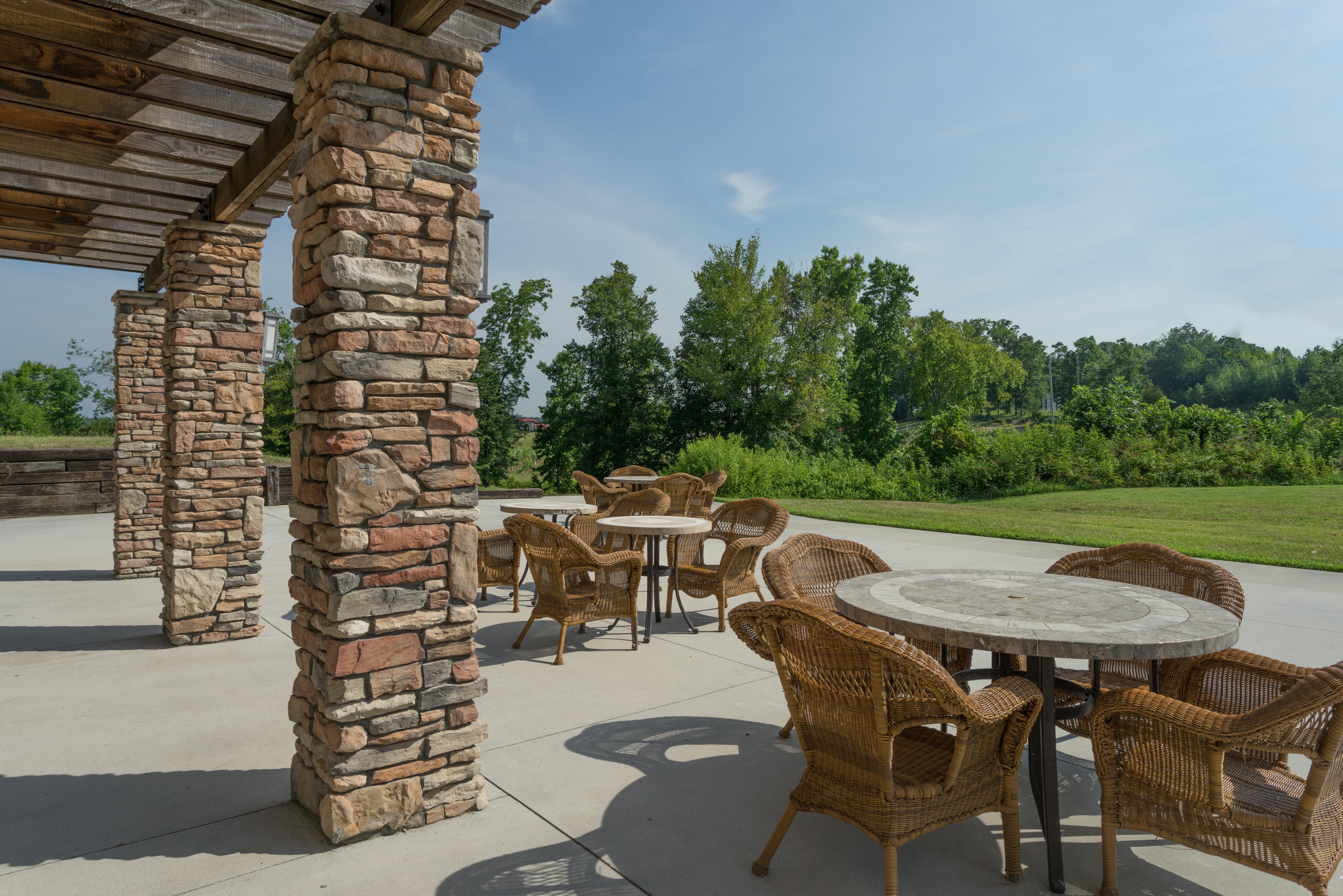 Holiday Inn Express & Suites Lexington North West-The Vineyard By Ihg Exterior foto